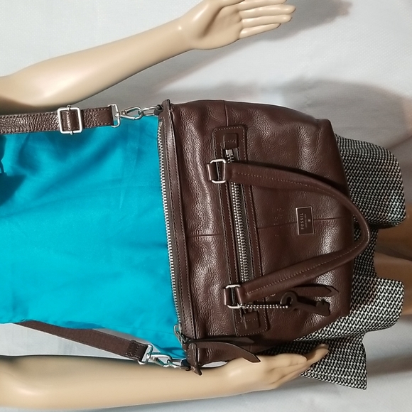 Fossil cow leather crossbody bag. - Picture 11 of 12